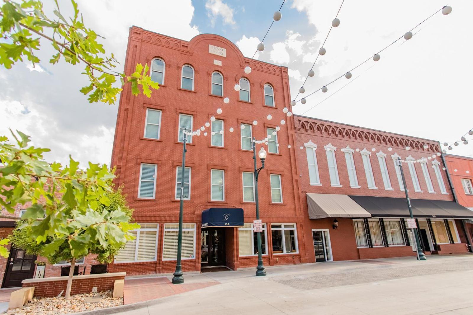 Grand Hotel McKinney Kültér fotó